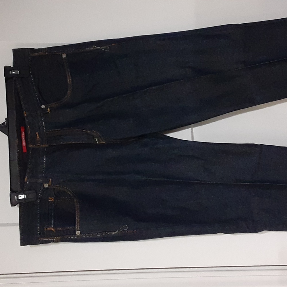 UnionBay Navy Dark Blue Jean's. Size W36 L32